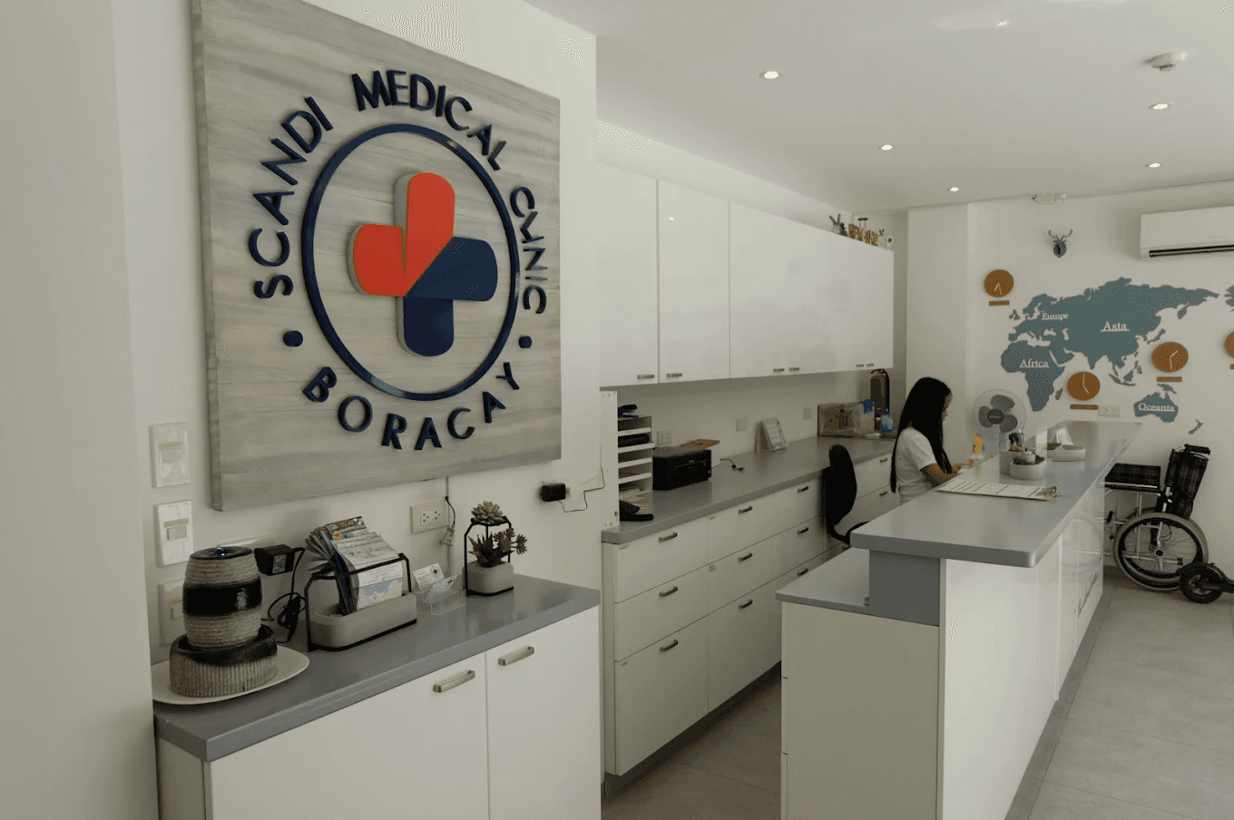Lablog Boracay (Scandi Medical Clinic and Diagnostic Center)